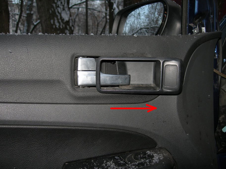 Снятие обшивки передней двери Ford Focus 2